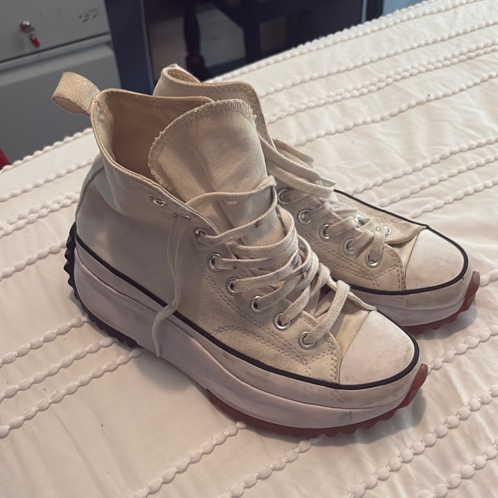 CONVERSE size women’s 8